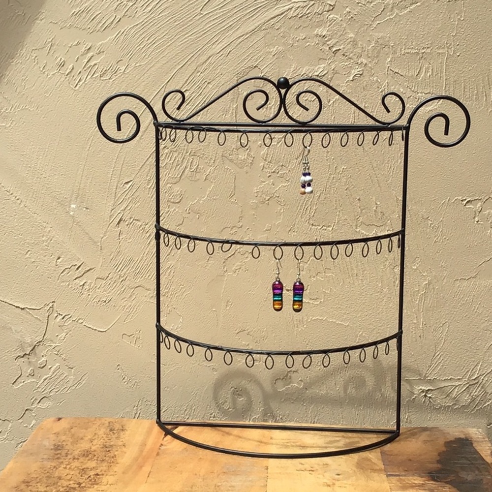 Earring holder